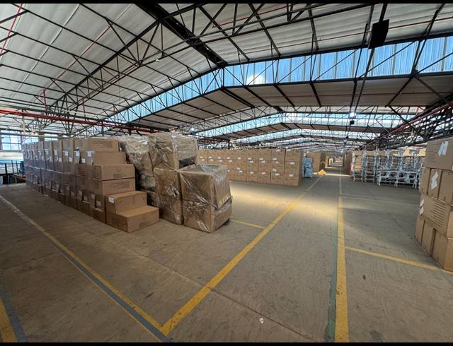 19,360M² WAREHOUSE FOR SALE IN STORMILL